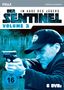„Der Sentinel, Volume 2“, „Im Auge des Jägers“, „FSK ab 16 freigegeben“, „6 DVDs“. Ein Mann zielt mit einer Pistole., 6 DVDs