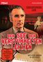 Text: "DER SEE DER VERSTÜMMELTEN LEICHEN", "Nicht freigegeben unter 18 Jahren", "CHRISTOPHER LEE".

Illustration: Ein Mann im Anzug, roter Hintergrund, Wald und See im Hintergrund., DVD