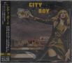 „CITY BOY“, „YOUNG MEN GONE WEST“ in gelben und blauen Buchstaben. Frau in grünem Kleid, düsterer Himmel, Gebäude im Hintergrund., 2 CDs