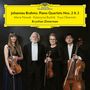"Johannes Brahms: Piano Quartets Nos. 2 & 3. Maria Nowak, Katarzyna Budnik, Yuya Okamoto, Krystian Zimerman." Vier Personen mit Streichinstrumenten.
