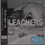 "DIRTY HIT", "EVERYONE FOR TEN MINUTES", "LEACHERS". Ein Mann mit gesenktem Kopf an einem Tisch mit Besteck., CD