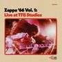 „Zappa '66 Vol. 1: Live at TTG Studios“. Verschwommenes Foto einer Person, die Gitarre spielt. Retro-Stil., CD