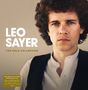 "Leo Sayer, The Gold Collection" in großen, weißen Buchstaben. Ein ernster Mann mit lockigem Haar schaut nach vorne.