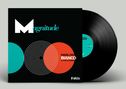 "Magnitude", "Marlon Bianco & The Clones", drei bunte Kreise, schwarzer Hintergrund, Schallplatte rechts., LP