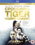 "CROUCHING TIGER HIDDEN DRAGON" in Goldschrift, darunter drei Personen mit Martial Arts-Pose; fünf Sterne, Altersfreigabe 12., Blu-ray Disc