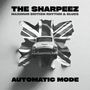 "THE SHARPEEZ" und "AUTOMATIC MODE" in fetten Buchstaben. Ein Auto durchbricht die Union Jack-Flagge.