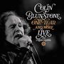 "Colin Blunstone One Year and More Live from Union Chapel." Schwarze-weiße Aufnahme eines Sängers mit Mikrofon.