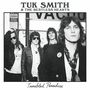 "Tuk Smith & The Restless Hearts" oben, "Troubled Paradise" unten; vier Personen mit Rock-Look in Schwarz-Weiß., LP
