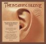 „The Roaring Silence 50th Anniversary Edition“ Text über ein großes Ohr, mit einem stilisierten Logo und einer Reliefschrift., 2 CDs