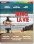 „MERCI LA VIE“, Film von Bertrand Blier, Charlotte Gainsbourg. Meer und Strand, Frau in Einkaufswagen.