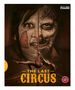 "The Last Circus" und "CHASM" oben rechts. Gruseliges Gesicht, gespaltener Clown, Frau hängt kopfüber an Tuch., Blu-ray Disc