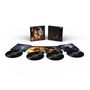 Box mit Bildern von Charakteren, darunter Schallplatten und Cover-Artworks. Science-Fiction-Thema., 4 LPs