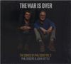 THE WAR IS OVER. THE SONGS OF PHIL OCHS VOL. 2. PHIL ODGERS & JOHN KETTLE. Zwei Männer sitzen nebeneinander., CD