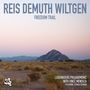 "Reis Demuth Wiltgen", "Freedom Trail". Landschaft mit bergigem Hintergrund und trockenem Gras im Vordergrund. Logo unten links., CD