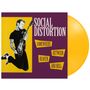 "Social Distortion, Somewhere Between Heaven and Hell" steht in großen, weißen Buchstaben, daneben ein Gitarrist im Sprung., LP