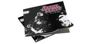 "April Wine Live in Denver January 17, 1980" in Rot. Zwei schwarz-weiße Musiker spielen elektrische Gitarren., CD