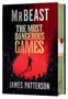 "MRBEAST: THE MOST DANGEROUS GAMES. JAMES PATTERSON." Ein Mensch steht auf rotem Boden, umgeben von einer Menschenmenge., Buch