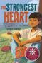 „The Strongest Heart“ und „Saadia Faruqi“ stehen auf einem Buchcover. Ein Junge sitzt im Gras und hält ein Buch.