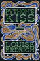„PYTHON'S KISS“, „STORIES“, „LOUISE ERDRICH“. Illustration mit bunten Schlangen und Sternen umrahmt., Buch