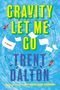 "Gravity Let Me Go - Trent Dalton." Blauer Hintergrund, weiße Papierblätter, rote Turnschuhe, Vögel im Flug., Buch