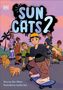 „SUN CATS 2“. Kinder auf Skateboards, begleitet von einem Hund und einer Katze, im Sonnenuntergang.