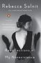 Titel: "Recollections of My Nonexistence" von Rebecca Solnit. Schwarz-weiß Foto einer Frau im rückseitigen Blick., Buch