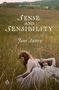 Der Text "Sense and Sensibility" und "Jane Austen" über einer Szene mit zwei Frauen auf einer Wiese., Buch