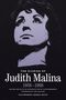 „The Diaries of Judith Malina 1958-1968.“ Schwarz-weißes Porträt von Frau, die nach oben blickt.