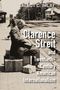 "Clarence Streit and Twentieth-Century American Internationalism" von Talbot C. Imlay. Mann sitzt an Bahngleisen., Buch