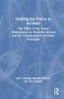 Titel: "Holding the Police to Account". Autoren: John Topping, Michael Maguire und Tim Prenzler. Blauer Hintergrund, stilisierte Linien., Buch