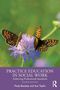 "Practice Education in Social Work, Achieving Professional Standards, Fourth Edition, Paula Beesley and Sue Taplin." Zwei Schmetterlinge auf einer violetten Blume., Buch