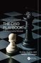 Text: "The CISO Playbook: The Adversarial Mindset." Schachfiguren auf einem Schachbrett, eine weiße und eine schwarze., Buch