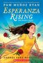 "Esperanza Rising, The Graphic Novel" von Pam Muñoz Ryan, gezeichnet von Andrés Vera Martínez. Mädchen breitet Arme aus.