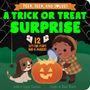 „A Trick or Treat Surprise“. Illustration: Kind mit Lupe, Hund, lachender Kürbis und Spinnennetz., Buch