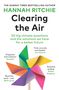 "Clearing the Air" von Hannah Ritchie: 50 Klimafragen und Lösungen. Illustration eines bunten Windrads., Buch