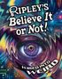 "Ripley's Believe It or Not! Wired Into Weird." Ein großes, hypnotisches Auge inmitten eines bunten, digitalen Musters., Buch