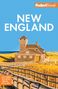 Text: "NEW ENGLAND", "Easy Planning, Local Writers, Itineraries, Helpful Maps". Ein hölzernes Haus an einem sonnigen Küstenpfad., Buch