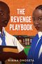 Der Text „THE REVENGE PLAYBOOK“ steht im Zentrum. Zwei Frauen in Schuluniformen sind davor abgebildet.