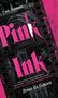 "A Dark Romance", "Pink Ink", "Avina St. Graves". Filmstreifen mit gotischen Gebäuden im Hintergrund., Buch