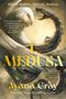 „I, MEDUSA“, Zitate von SAARA EL-ARIFI und SAMANTHA SHANNON. Illustration: Eule und Schlange verwickelt. Autor: Ayana Gray.