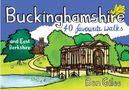 Text: "Buckinghamshire 40 favourite walks and East Berkshire Ben Giles." Illustration eines Parks mit Brücke und Schafen., Buch