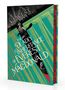 "The Deadly Inheritance of Everest MacDonald" in weißen Buchstaben, stilisierte Figuren und grüne Hintergrundmuster., Buch