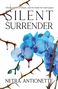"SILENT SURRENDER" von Netra Antionette. Blaue Orchideen mit blutroten Tropfen und Dornenzweigen ergänzt.