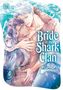 „Bride of the Shark Clan“ steht in großen Buchstaben. Zwei Personen umarmen sich unter Wasser., Buch
