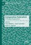 "Comparative Federalism: A Pluralist Exploration" ist zentral. Grünes Mosaikmuster im Hintergrund., Buch