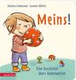 „Meins! Eine Geschichte übers Habenwollen“. Illustration: Kind mit rotem Ball, kleiner Baum und Häuser., Buch