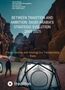Texte: "BETWEEN TRADITION AND AMBITION: SAUDI ARABIA'S STRATEGIC EVOLUTION 2000-2025", "tredition". Szene: Person in Wüste, Felsen, modernes Zelt., Buch