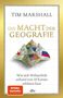 "Tim Marshall: Die Macht der Geografie. Wie sich Weltpolitik anhand von 10 Karten erklären lässt." Bücherstapel mit Flaggen., Buch