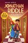 "Jonathan Riddle und das geheimnisvolle Rätselhaus". Zwei Kinder in einem Flur mit verzierten Türen., Buch