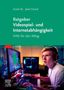 „Ratgeber Videospiel- und Internetabhängigkeit: Hilfe für den Alltag.“ Junge am Computer, trägt Kopfhörer., Buch